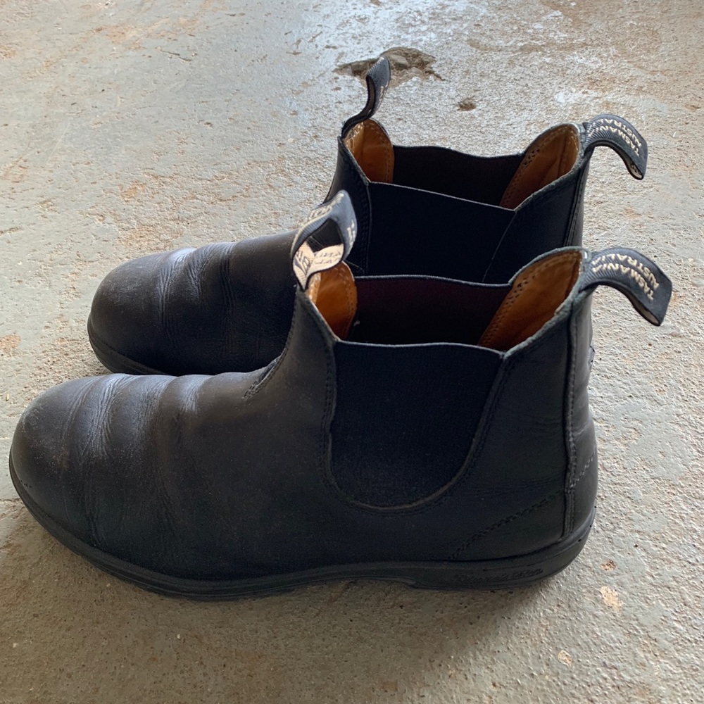 Men’s Black size 13 Blundstones